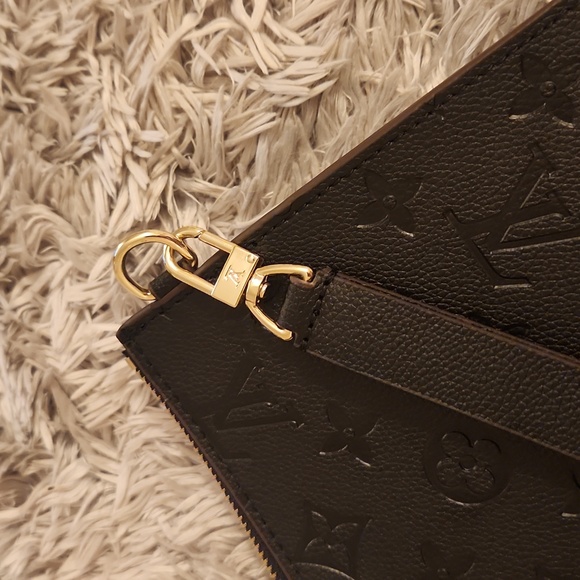 Louis Vuitton Clutch wristlet - Picture 5 of 5